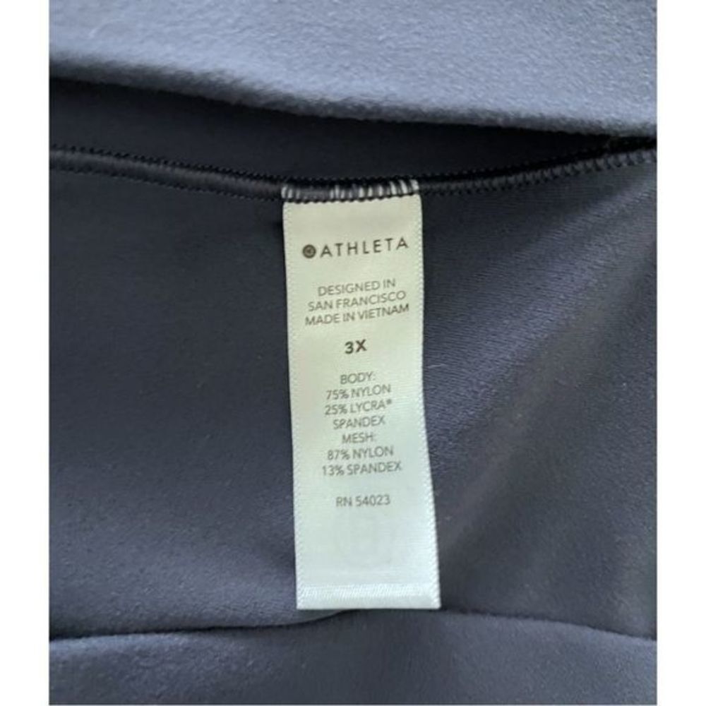 Athleta Salutation Stash Pocket II Capri Leggings Medieval Violet‎ Size 3X - Picture 11 of 11